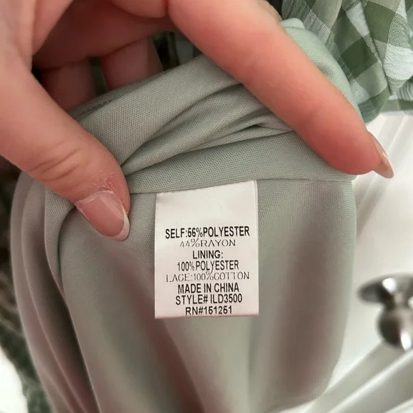 In Loom Green Gingham Women's Dress in Size Large - Picture 7 of 7